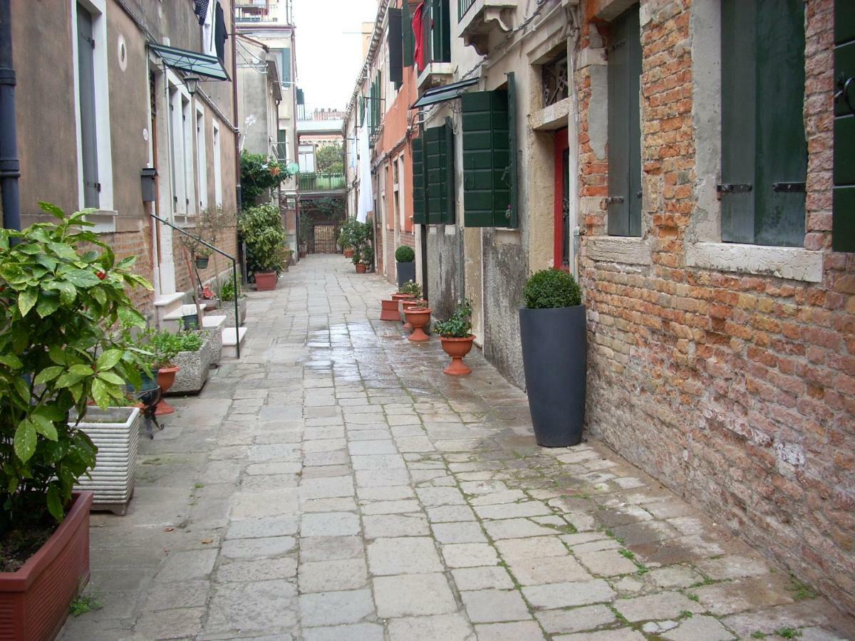 Appartamento Con Vista เวนิส ภายนอก รูปภาพ