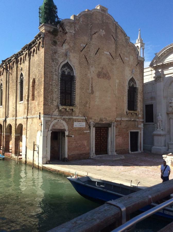 Appartamento Con Vista เวนิส ภายนอก รูปภาพ
